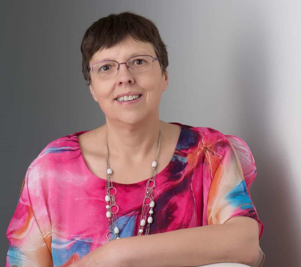 dr christine sauer md nd dr. christine sauer holistic brain health holistic mental health docchristine mental health education